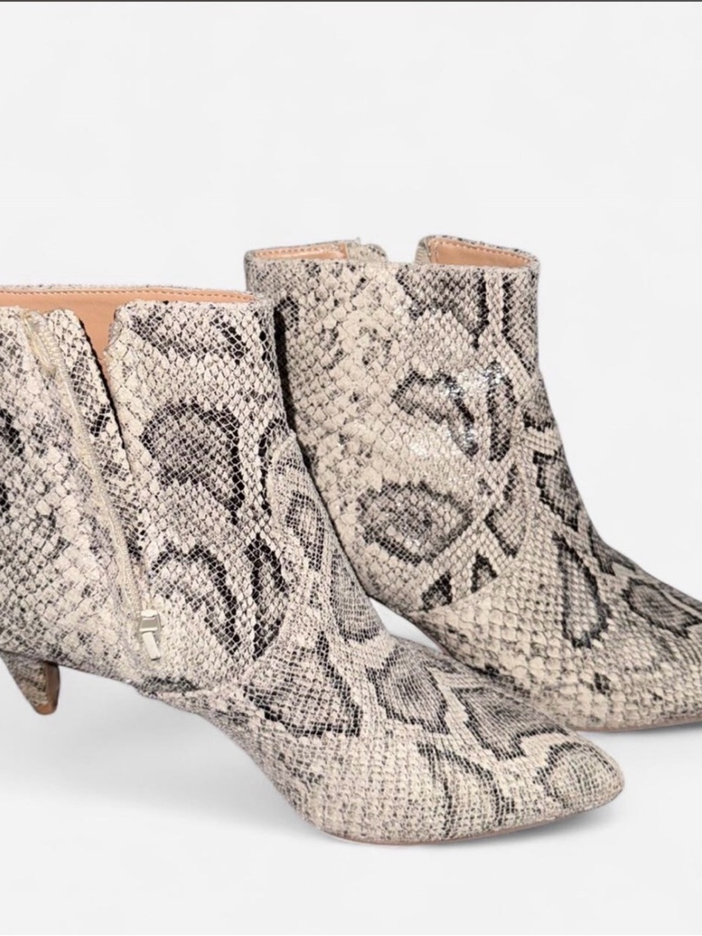 EXPRESS Snake-Print Ankle Booties in Neutral Tones